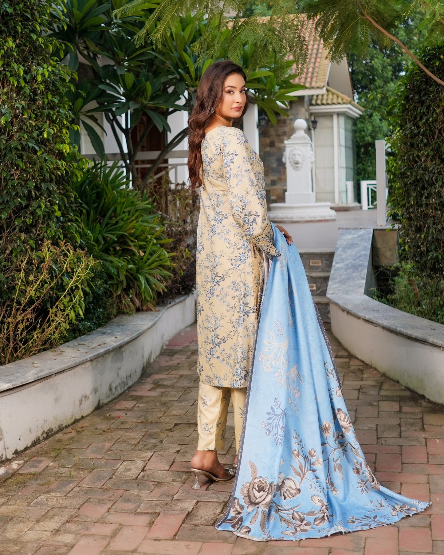 Munira 7 Iconic MSL 05 Skin