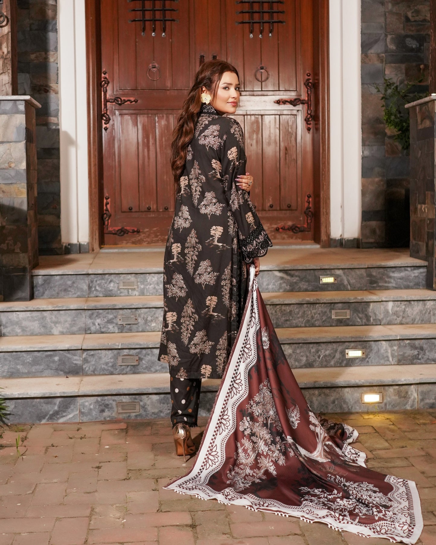 Munira 7 Iconic Linen MSL 06 Black