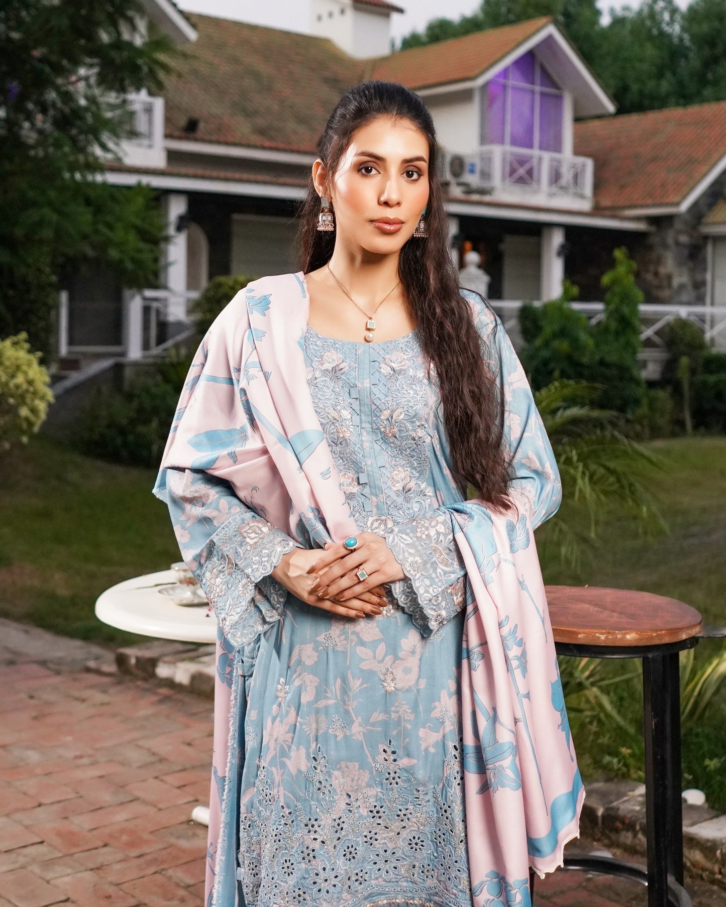 Munira 7 Iconic Linen MSL 07 Ice Blue