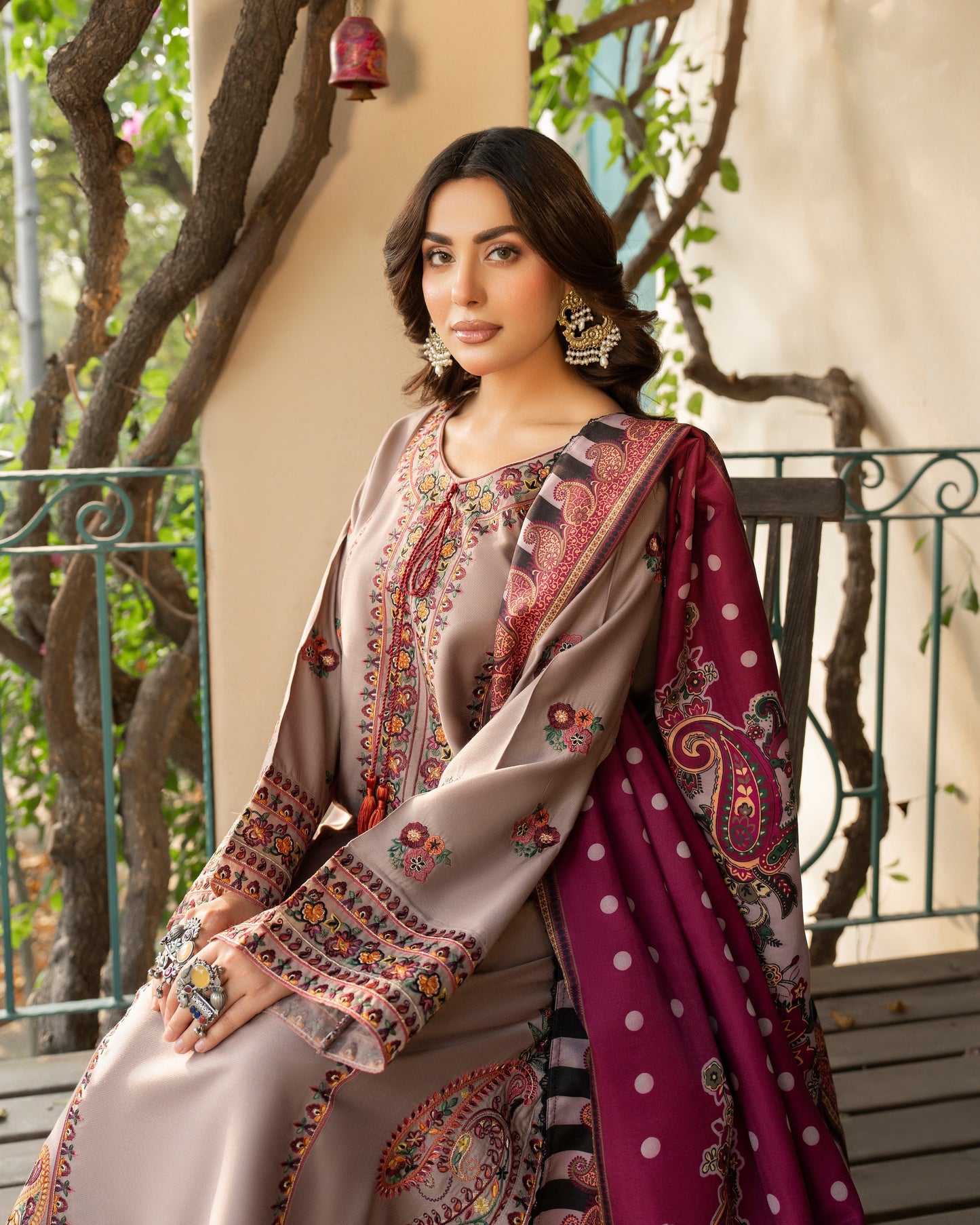 Karma Nigar Kotrai 1527 Nude Brown