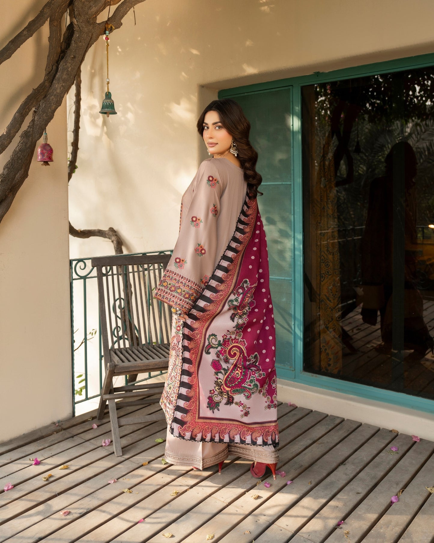 Karma Nigar Kotrai 1527 Nude Brown