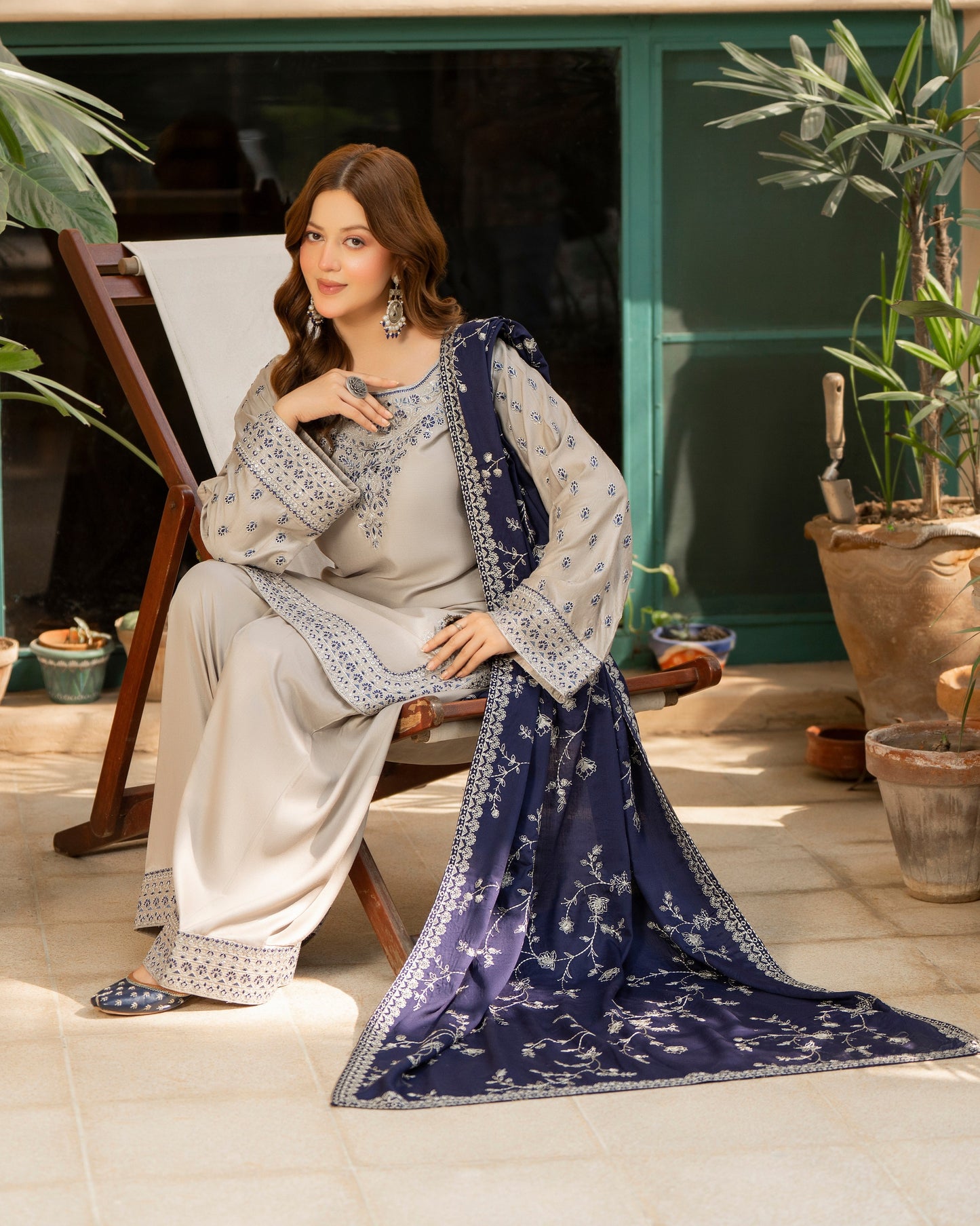 Karma Nigar Kotrai 1523 Silver Grey