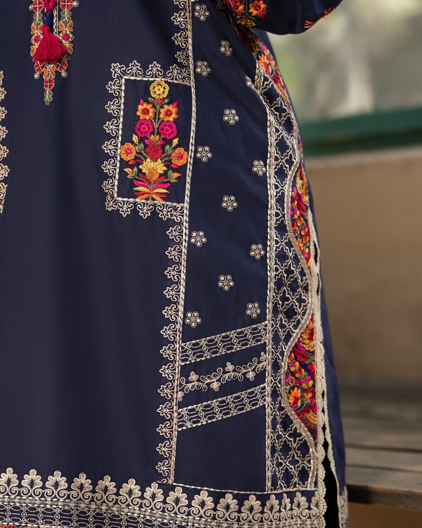 Karma Nigar Kotrai 1521 Peacock Blue