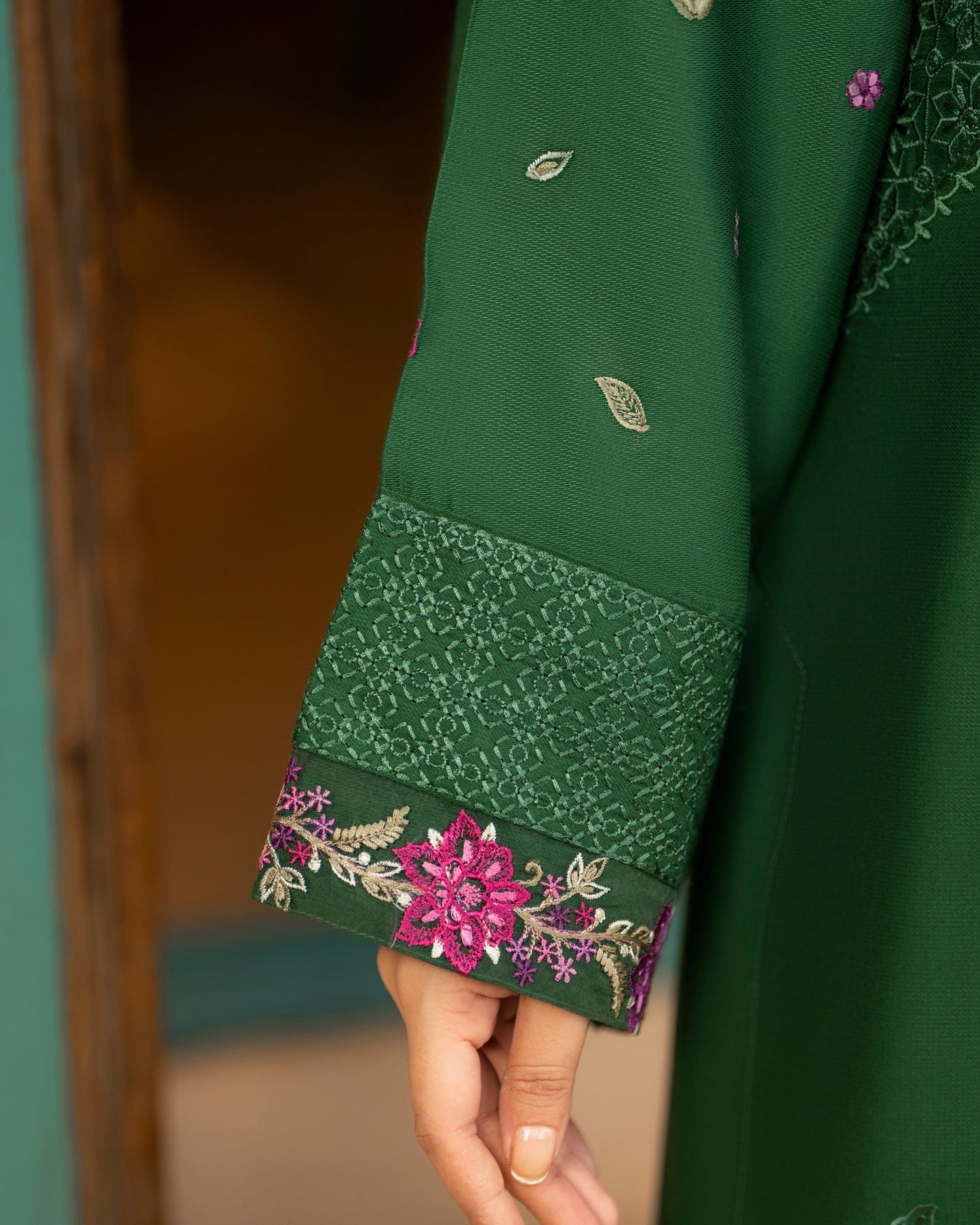 Karma Nigar Kotrai 1526 Jade Green