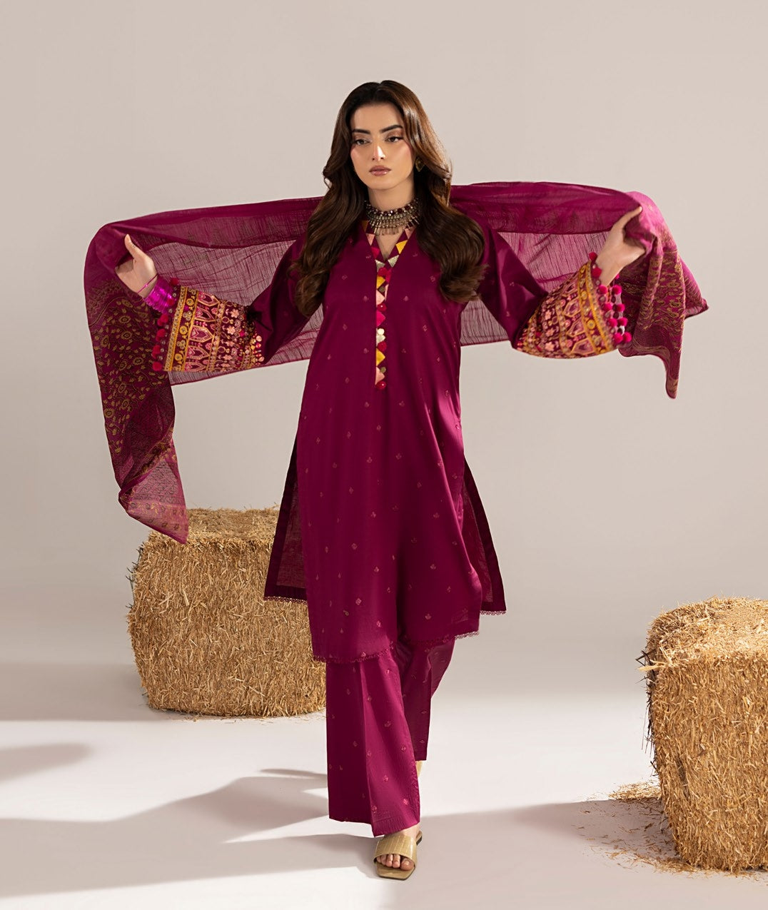 Phulkari ZR 2611 Mahroon