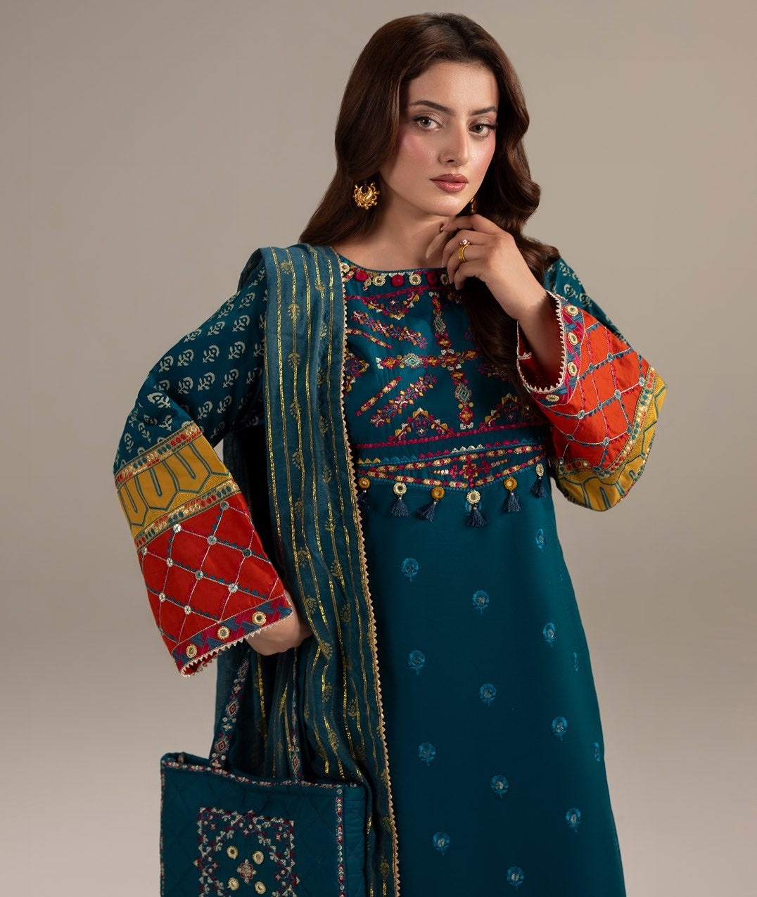 Phulkari Edit 26 ZR 2634 Zinc