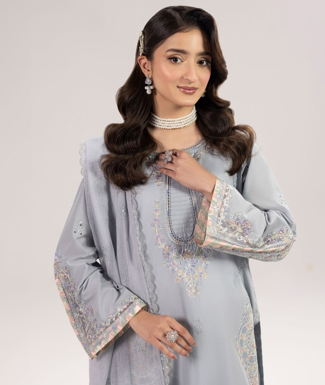 Phulkari Vol II ZR 2617 Grey