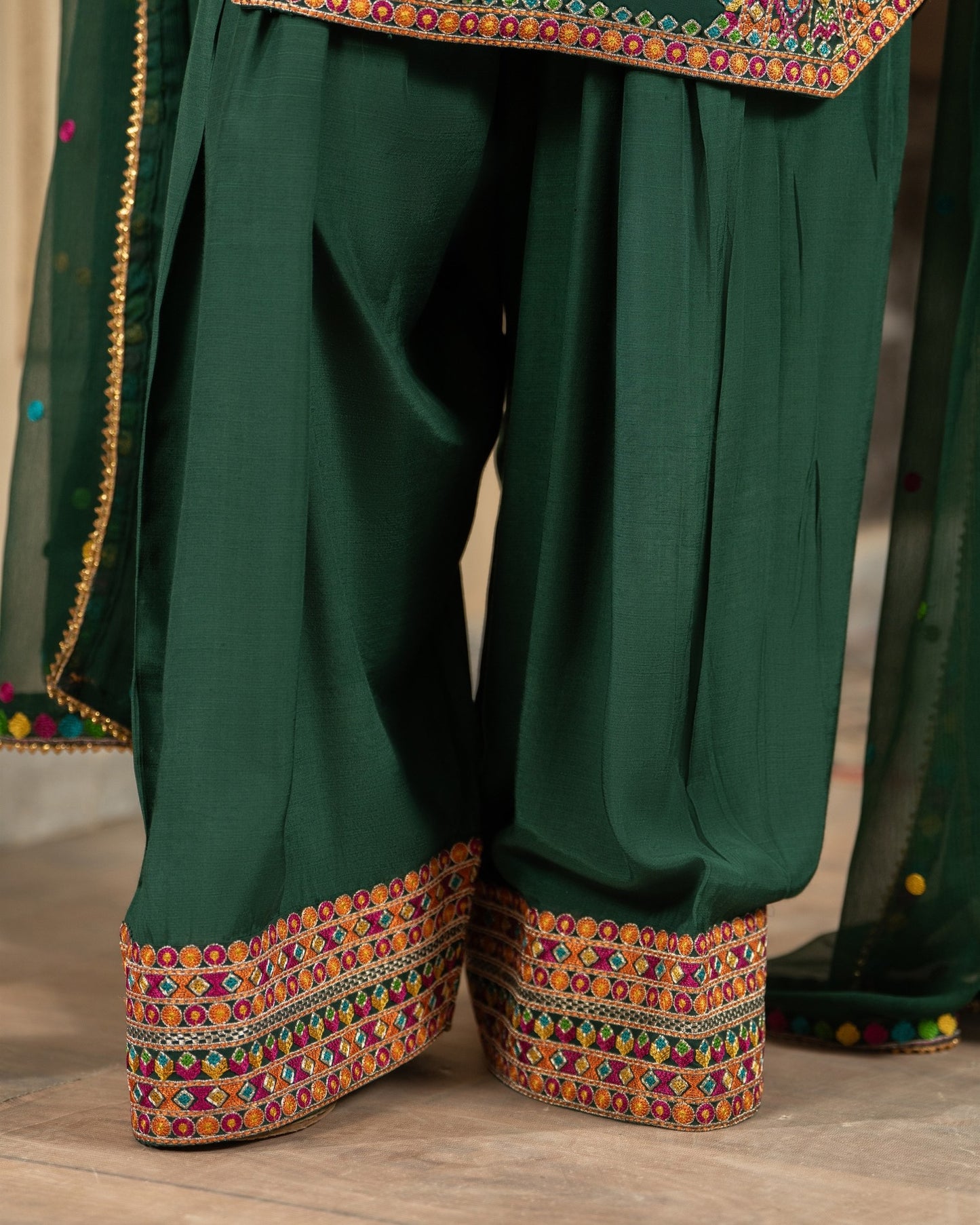 Karma Roohi 465 Emerald Green