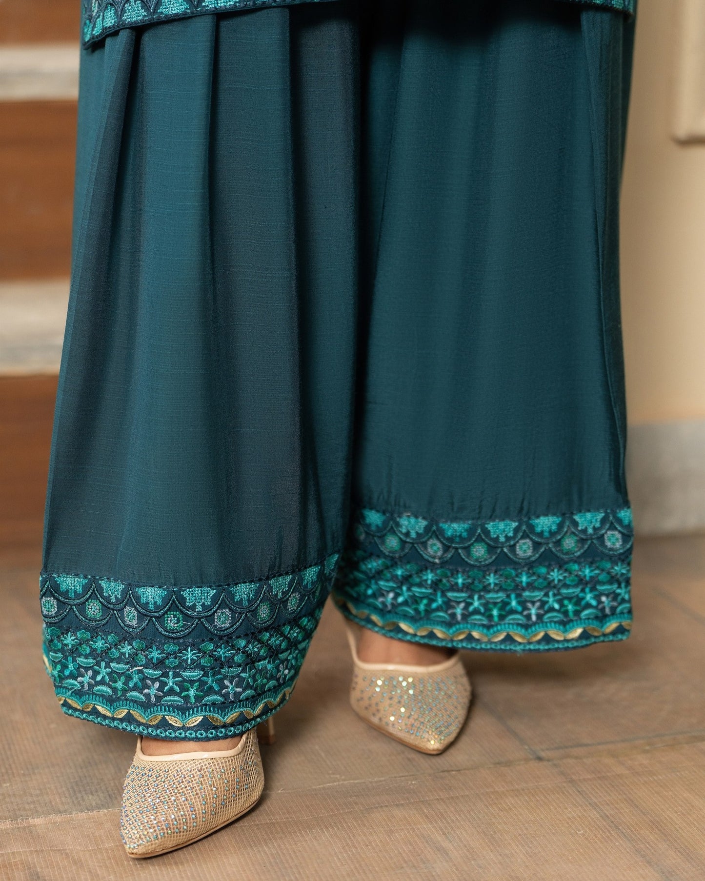 Karma Roohi 467 Teal Blue