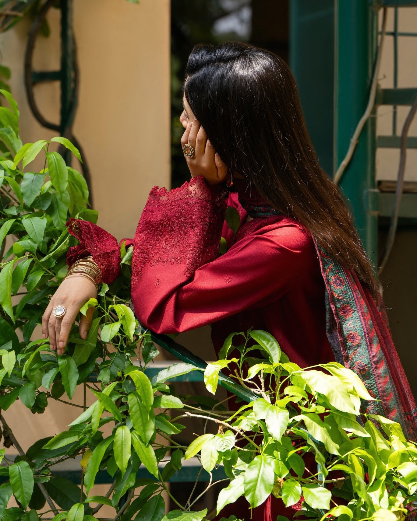 Rua Drop II Crimson Red