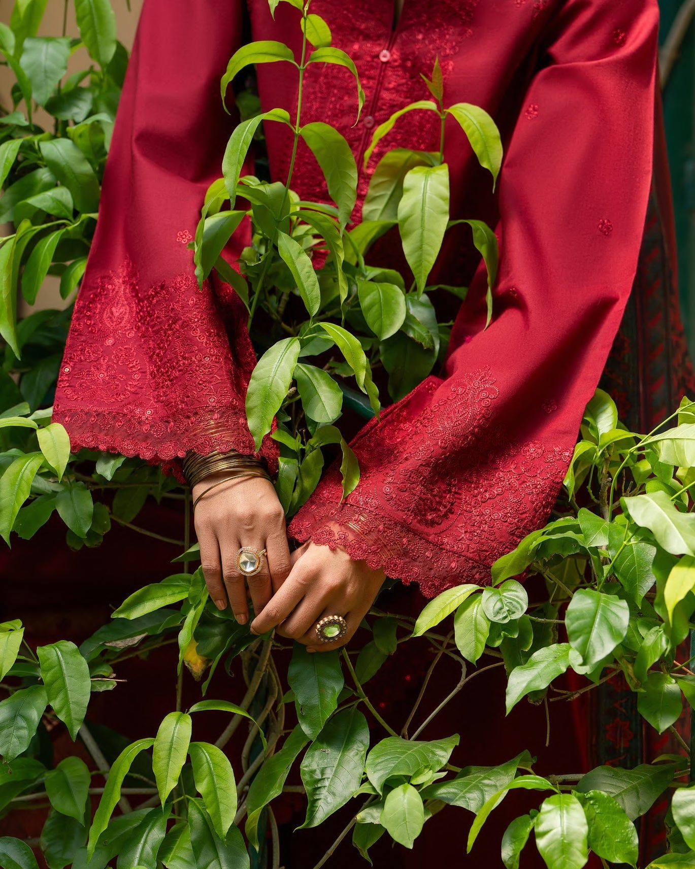 Rua Drop II Crimson Red