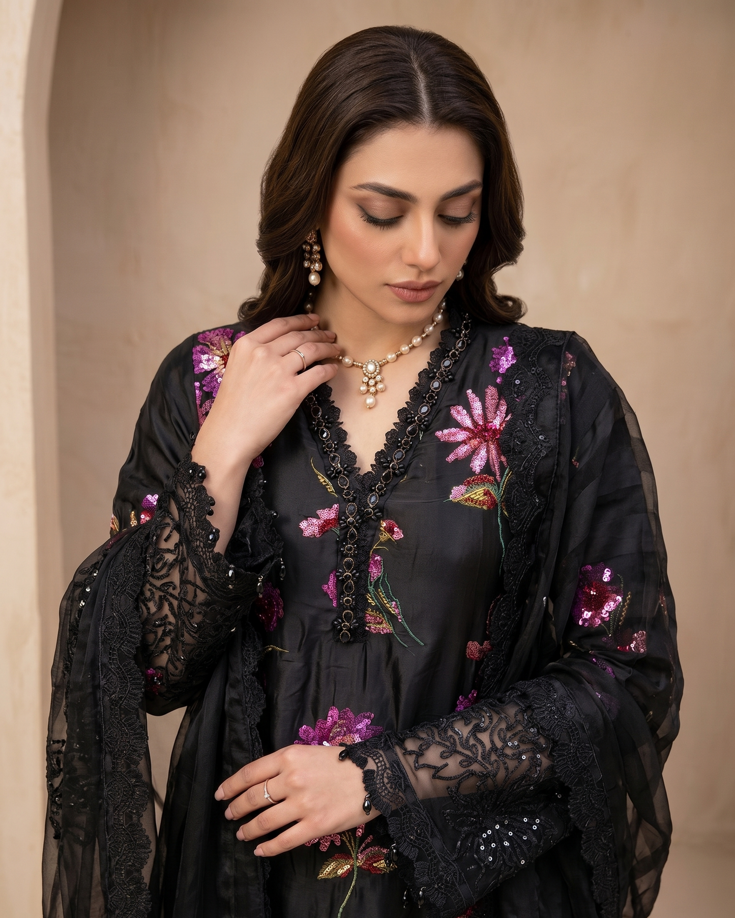 SJ3768 Black