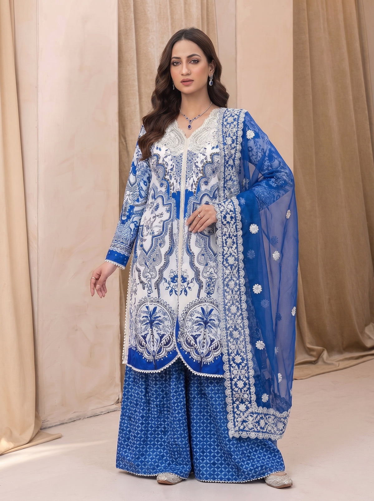SJ3877 White Blue