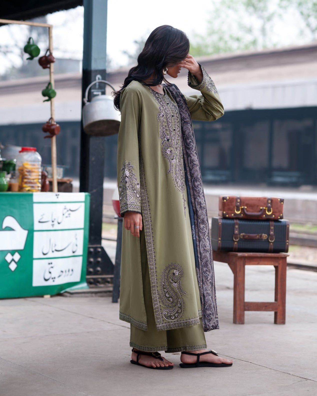 Safarnama Sadhbh Sage