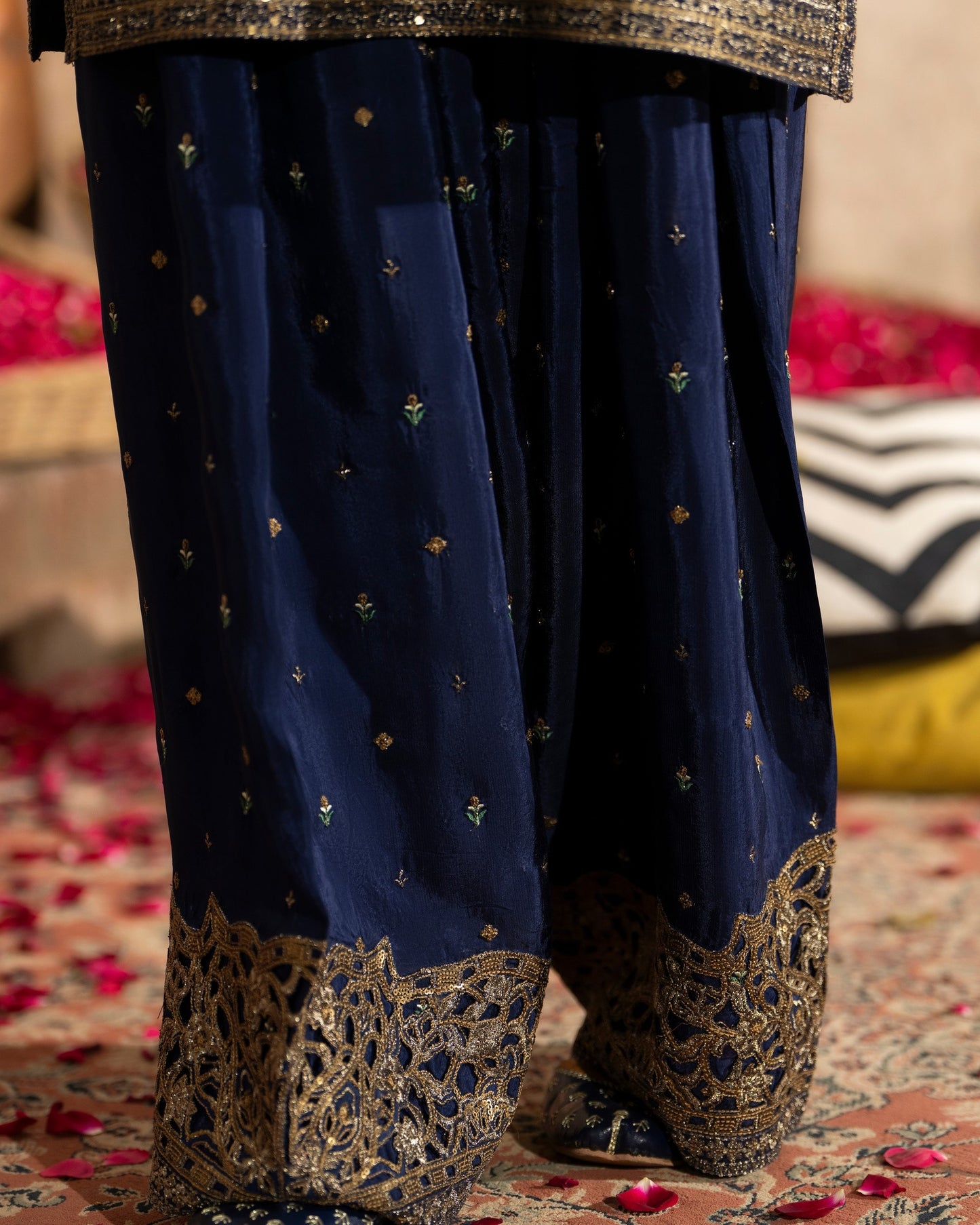 Karma Saj Dhaj 521 Navy Blue