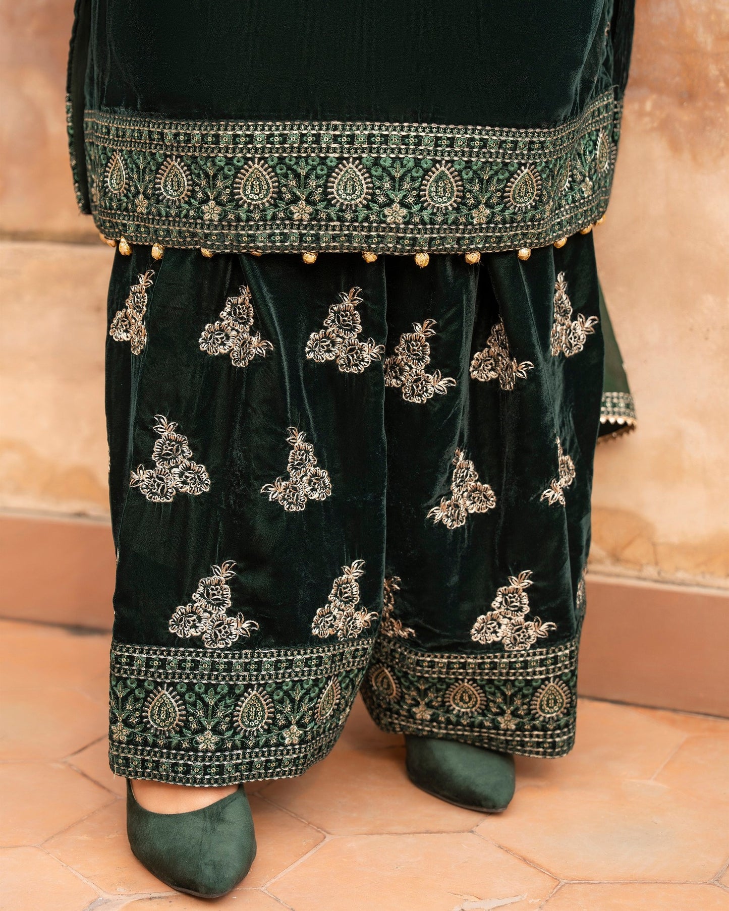 Karma Sehar Velvet 489 Pine Green