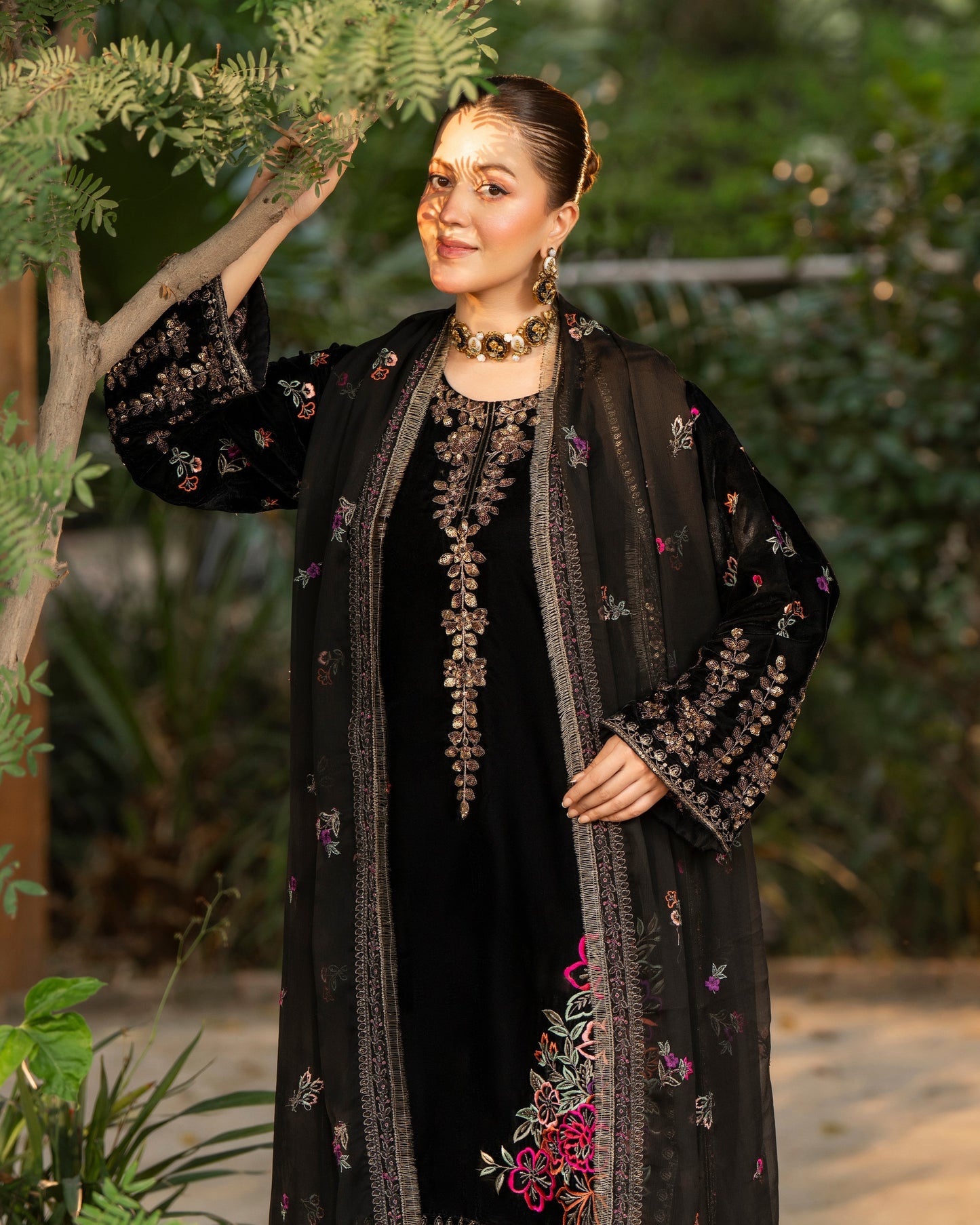 Karma Sehar Velvet 490 Pitch Black