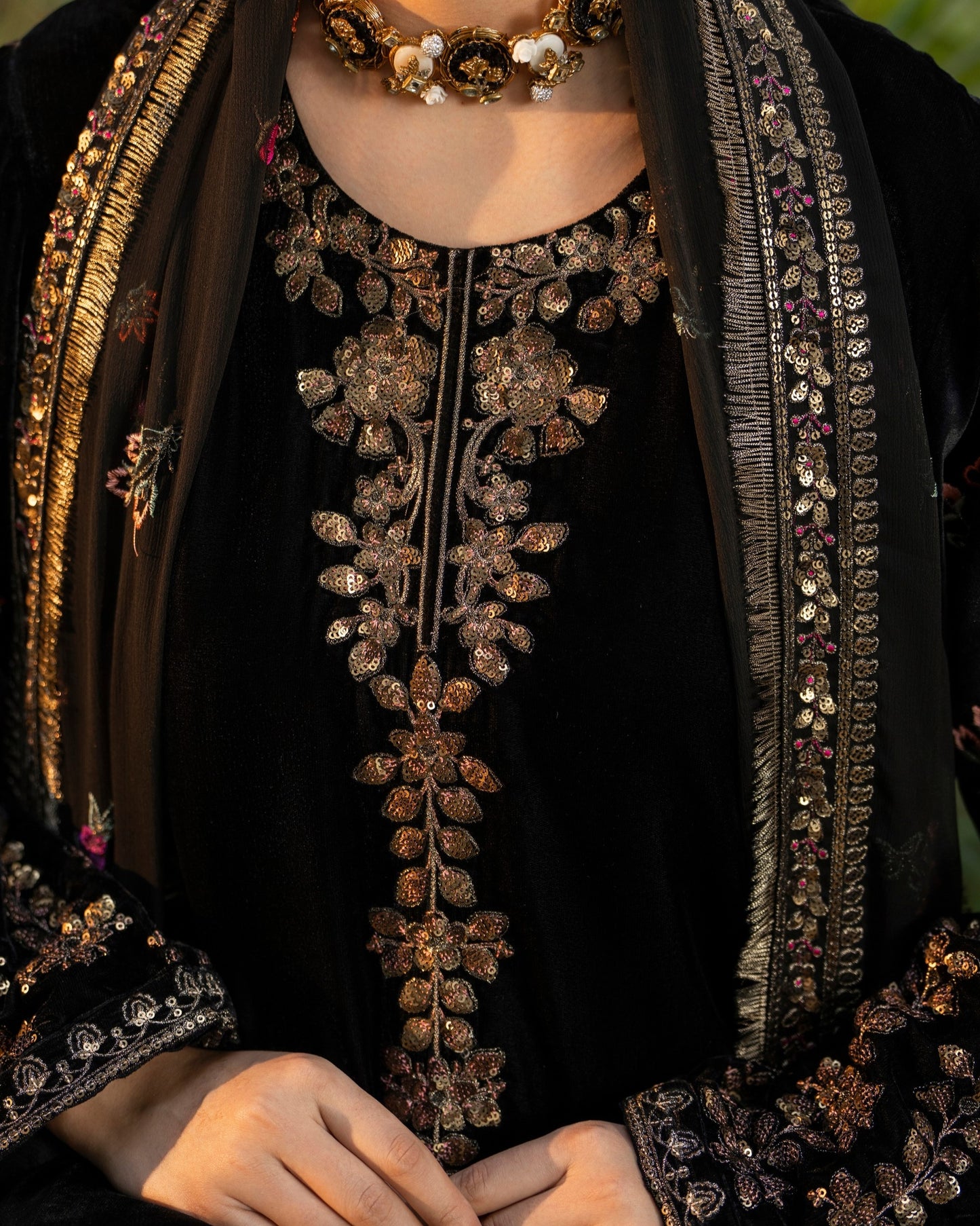 Karma Sehar Velvet 490 Pitch Black