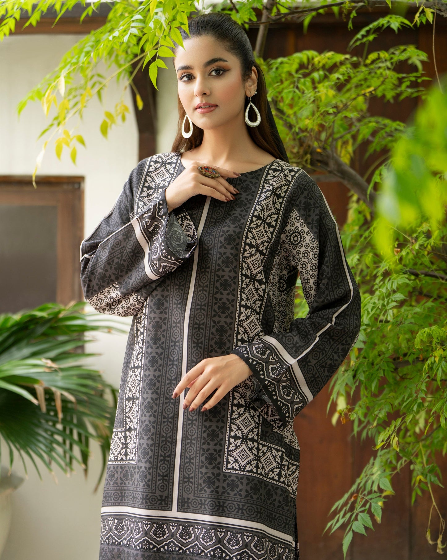 Karma Selene 1519 Charcoal