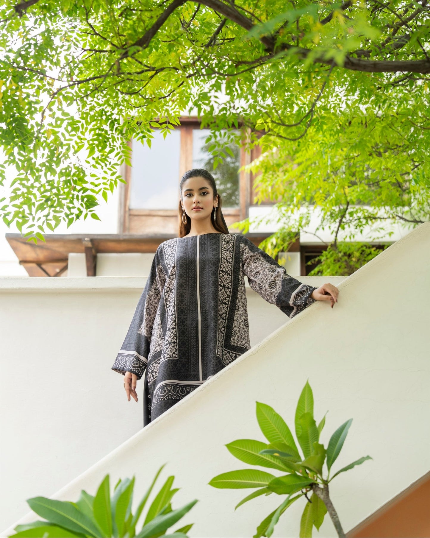 Karma Selene 1519 Charcoal