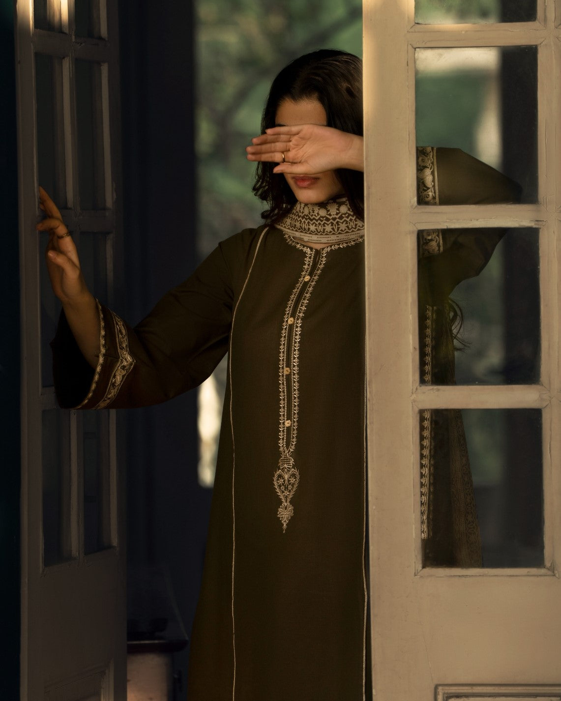 Shadows Khadder Mehndi