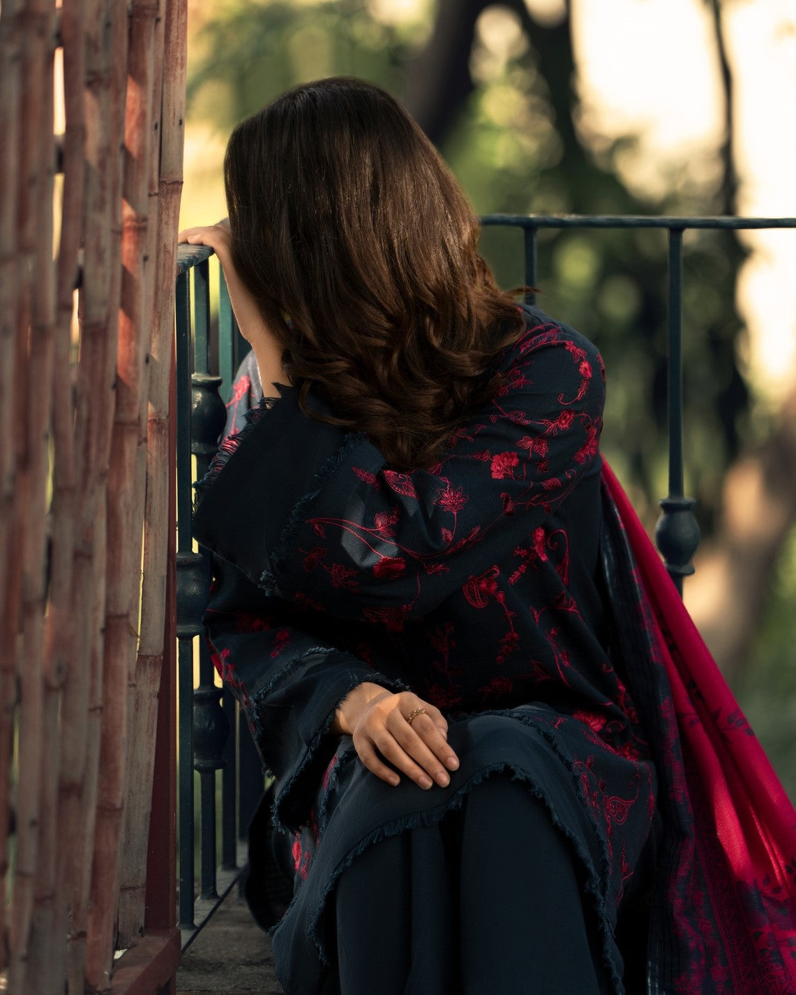 Shadows Khadder Zinc