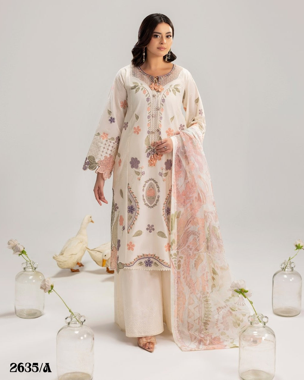 Summer Tales Vol 2 ZQ 2635 Ivory