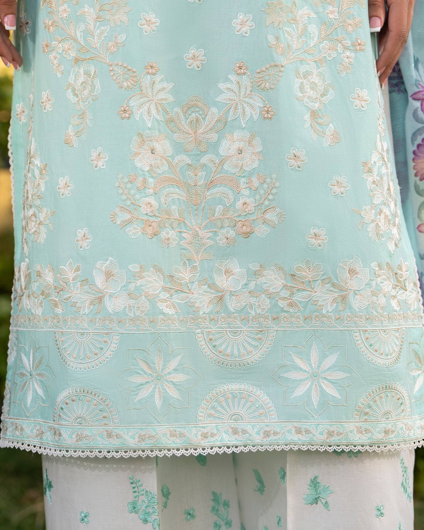 Karma Sunehri 1577 Ice Blue