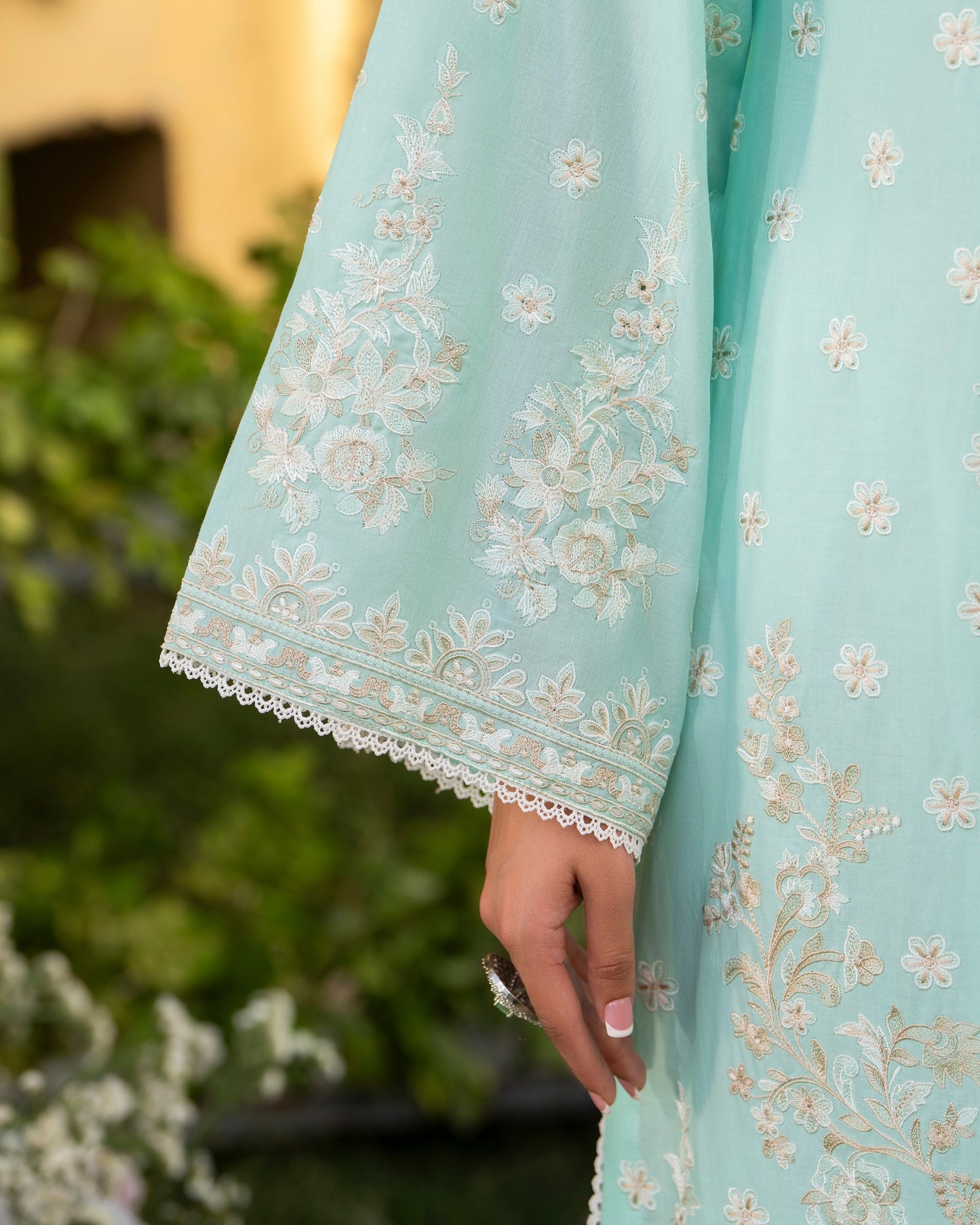 Karma Sunehri 1577 Ice Blue