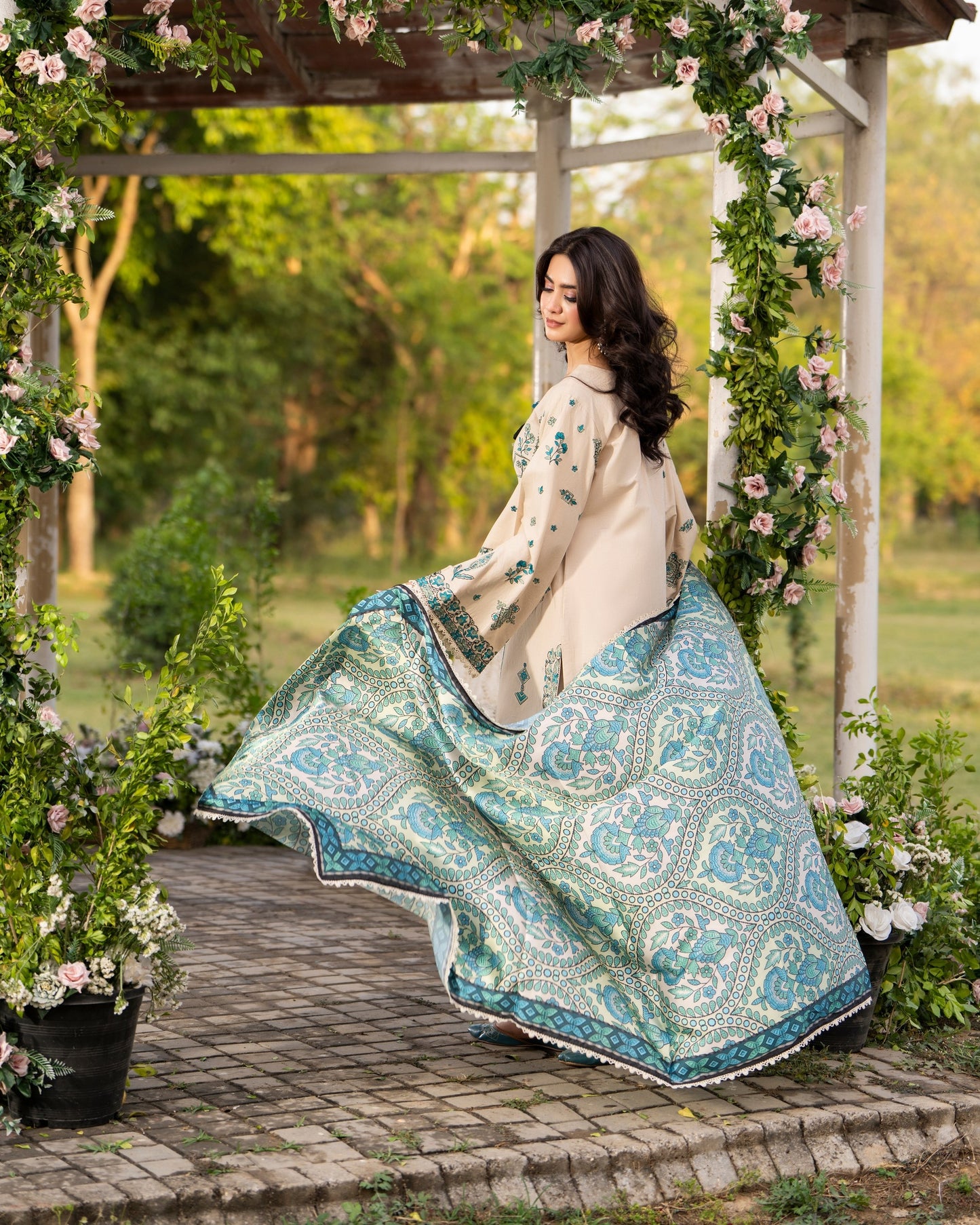 Karma Sunehri 1576 Sand Beige