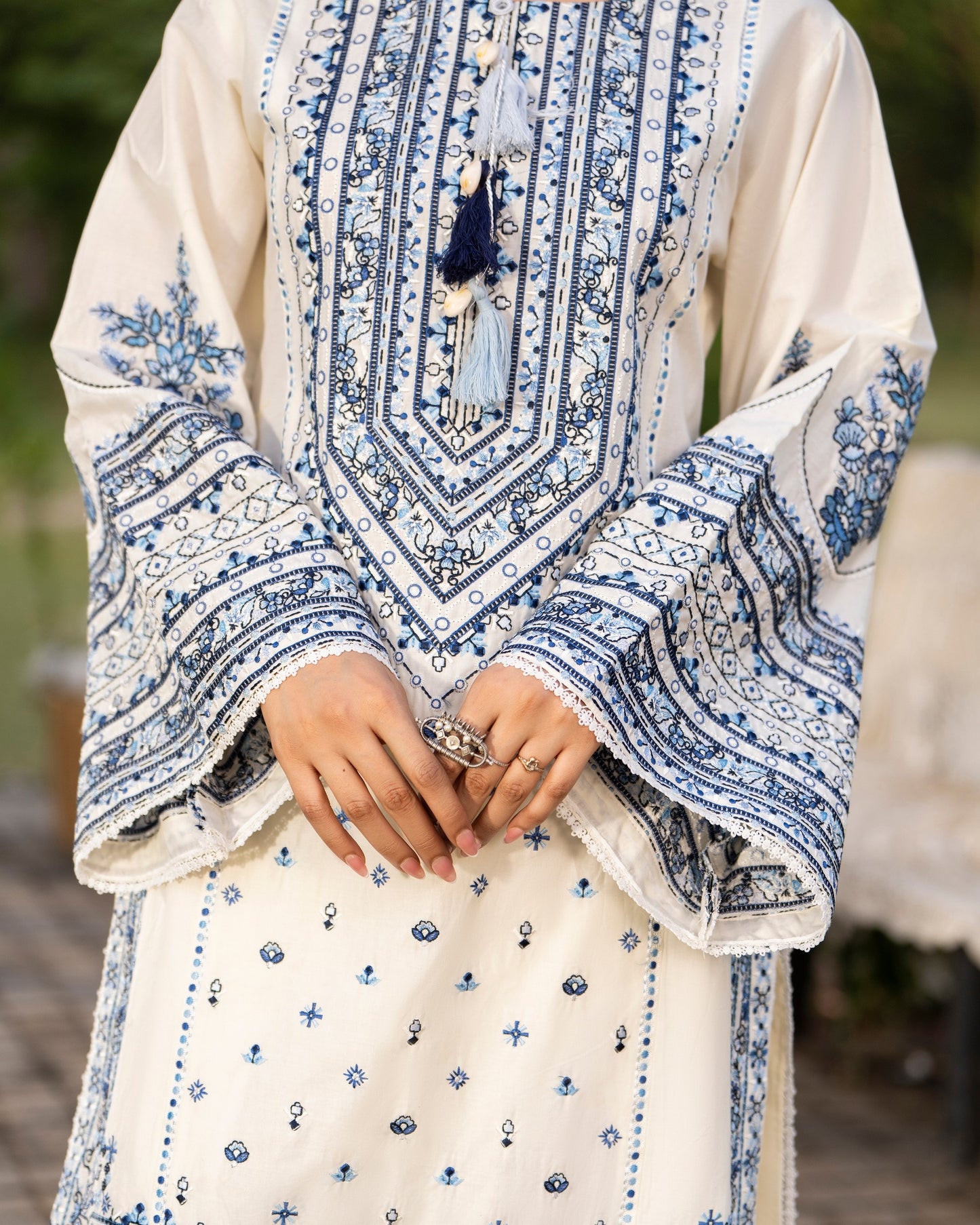 Karma Sunehri 1579 Off White