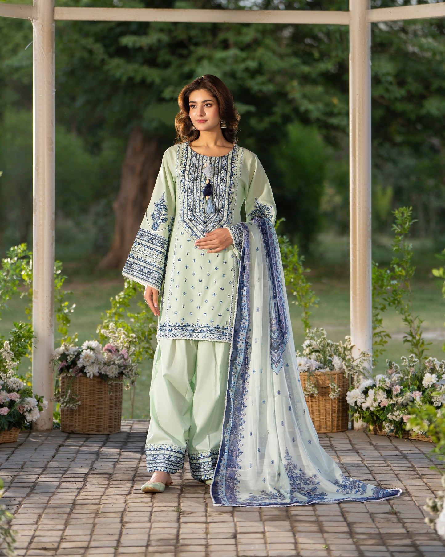 Karma Sunehri 1579 Seafoam Green