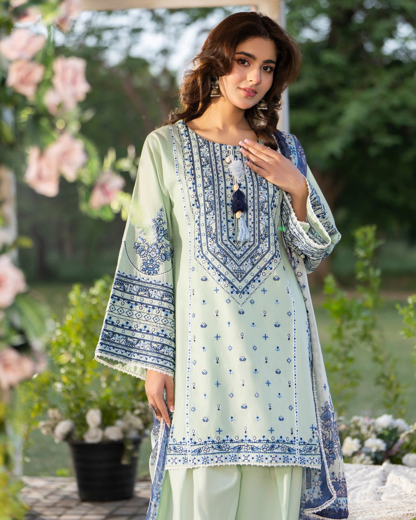 Karma Sunehri 1579 Seafoam Green