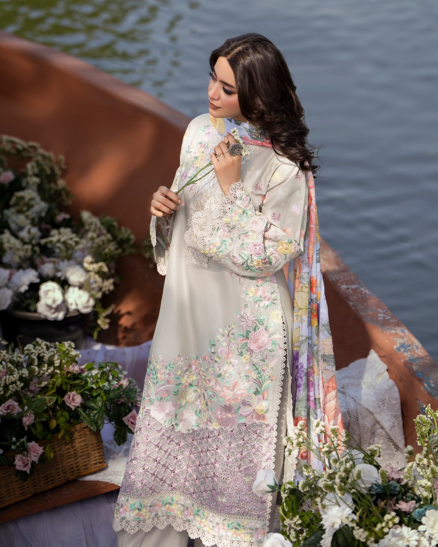 Karma Sunehri 1573 Soft Ivory