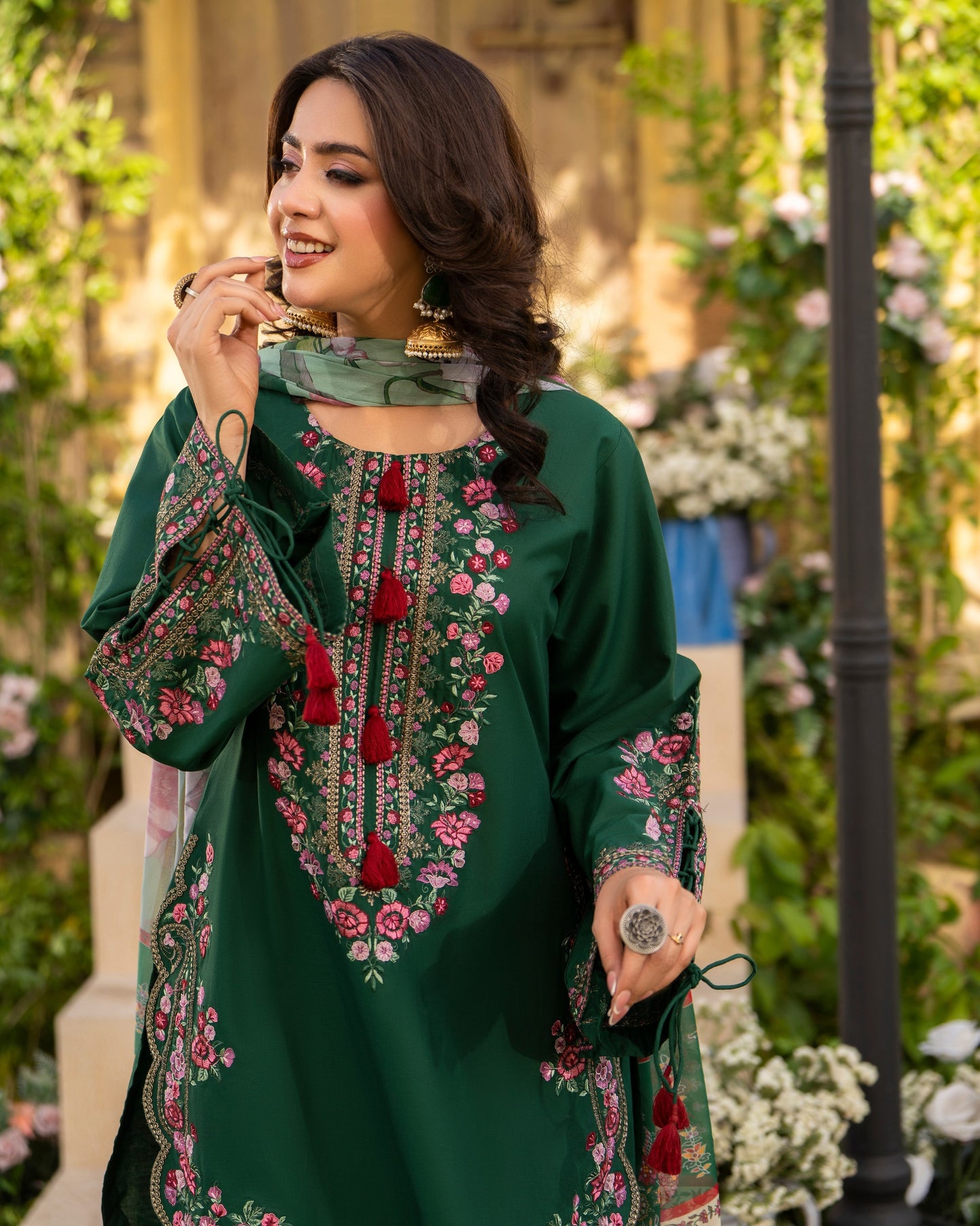 Karma Sunehri 1578 Bottle Green