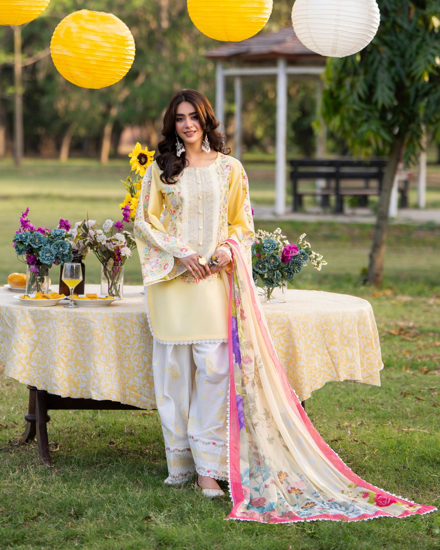 Karma Sunehri 1575 Vanilla Cream