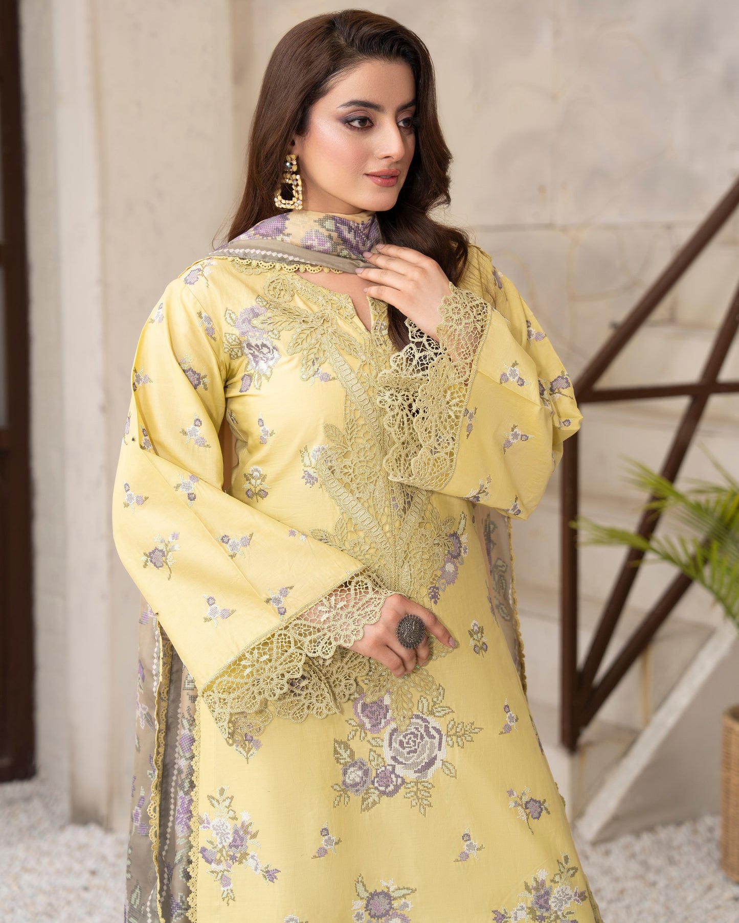 Karma Tabeer 1569 Honey Dew