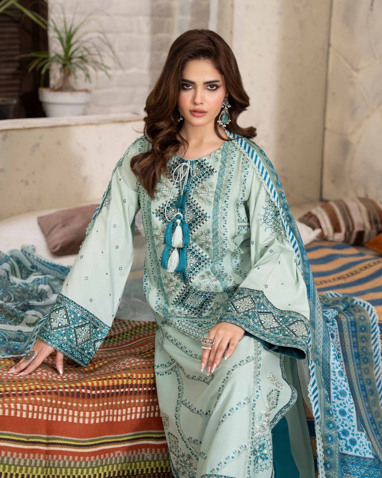 Karma Tabeer 1568 Arctic Teal