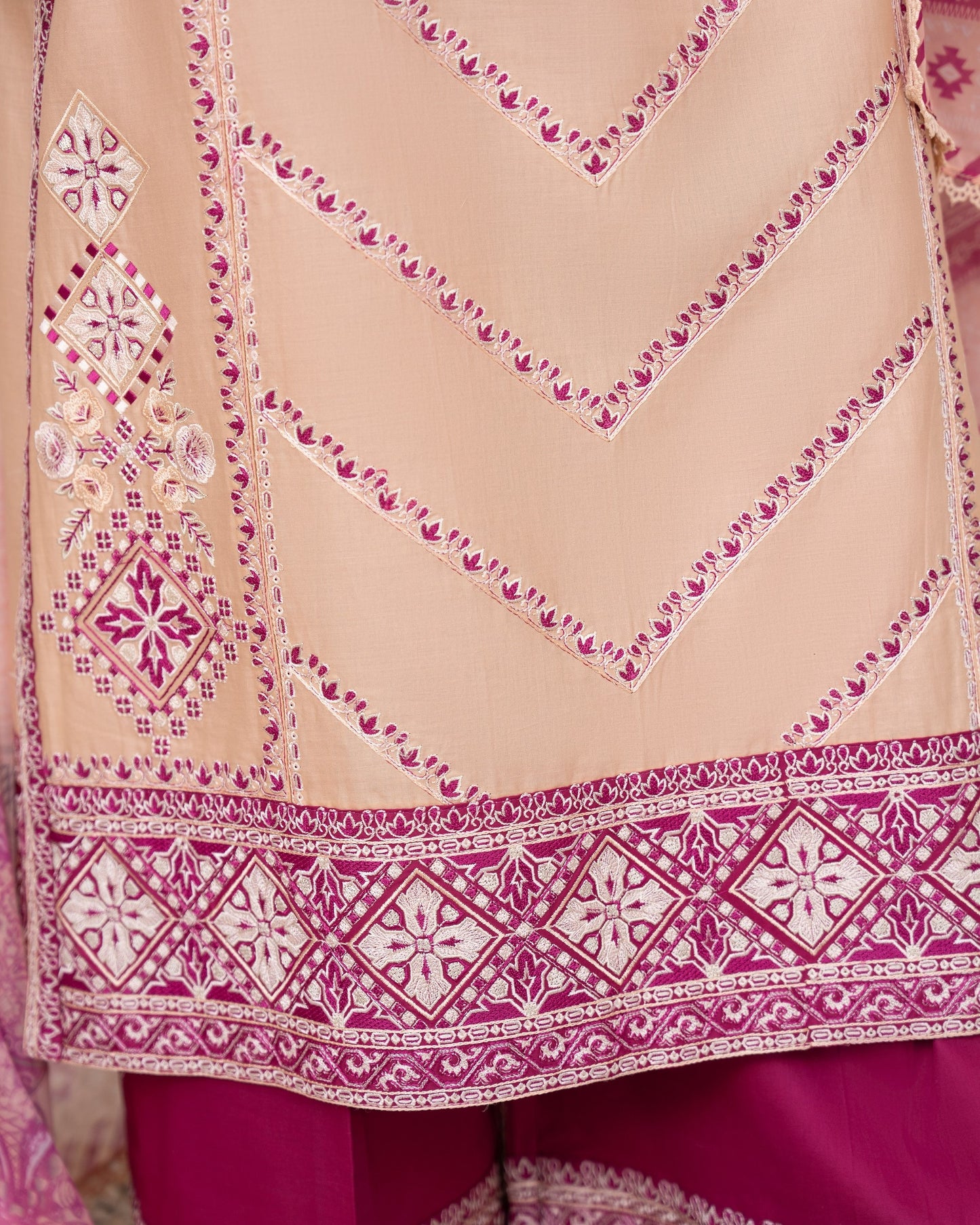 Karma Tabeer 1568 Peach Sorbet