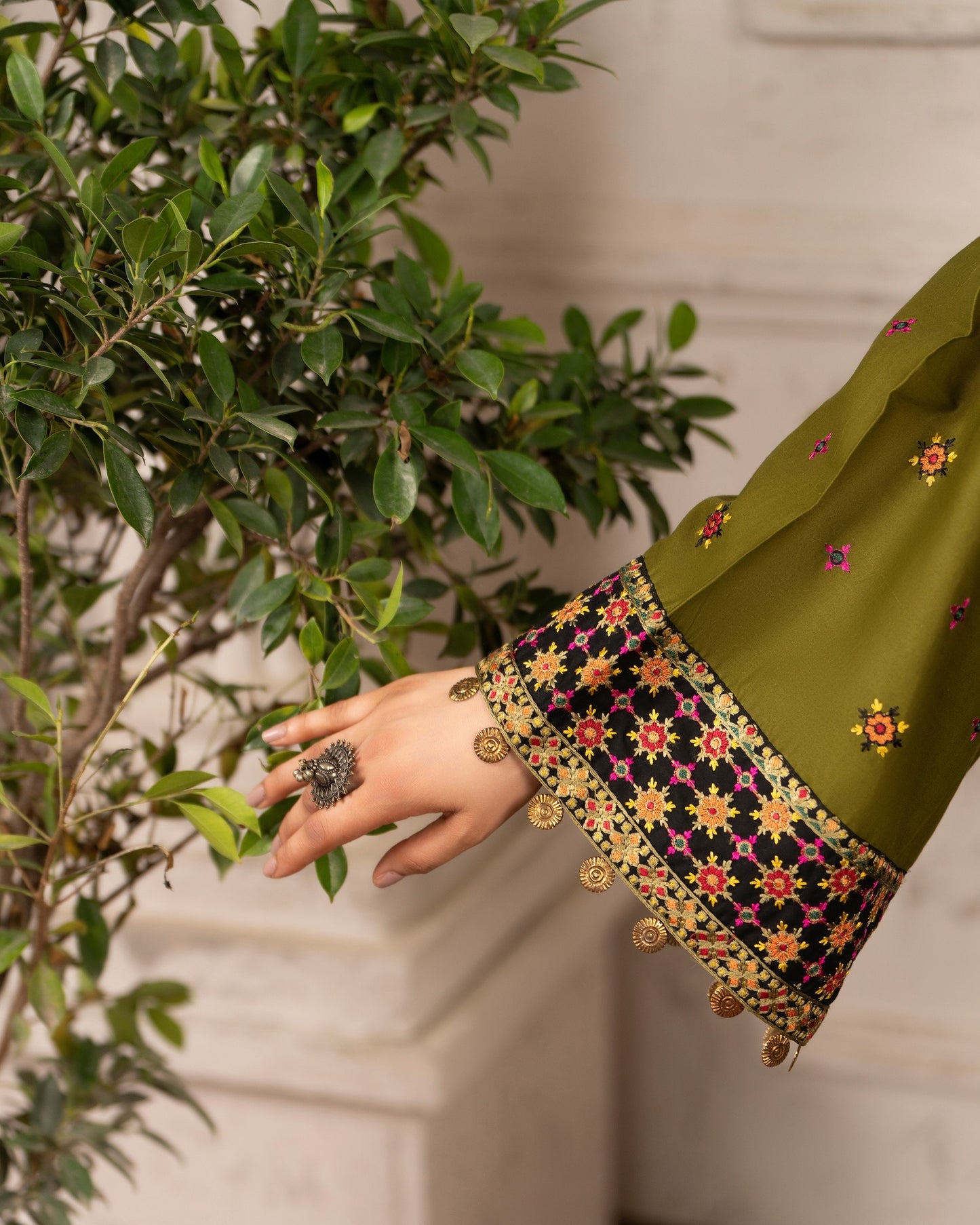 Karma Tabeer 1567 Antique Moss