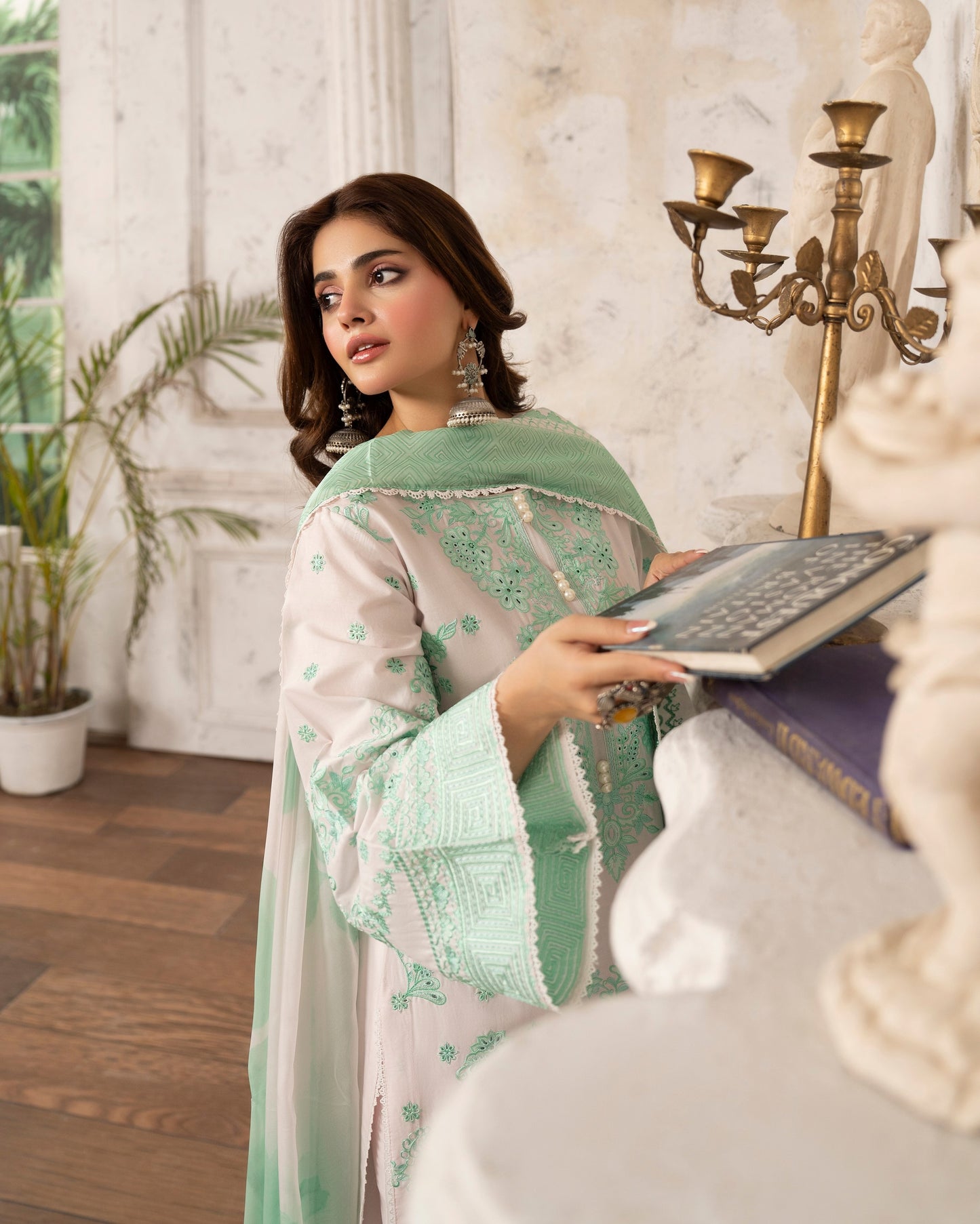 Karma Tabeer 1571 Mint