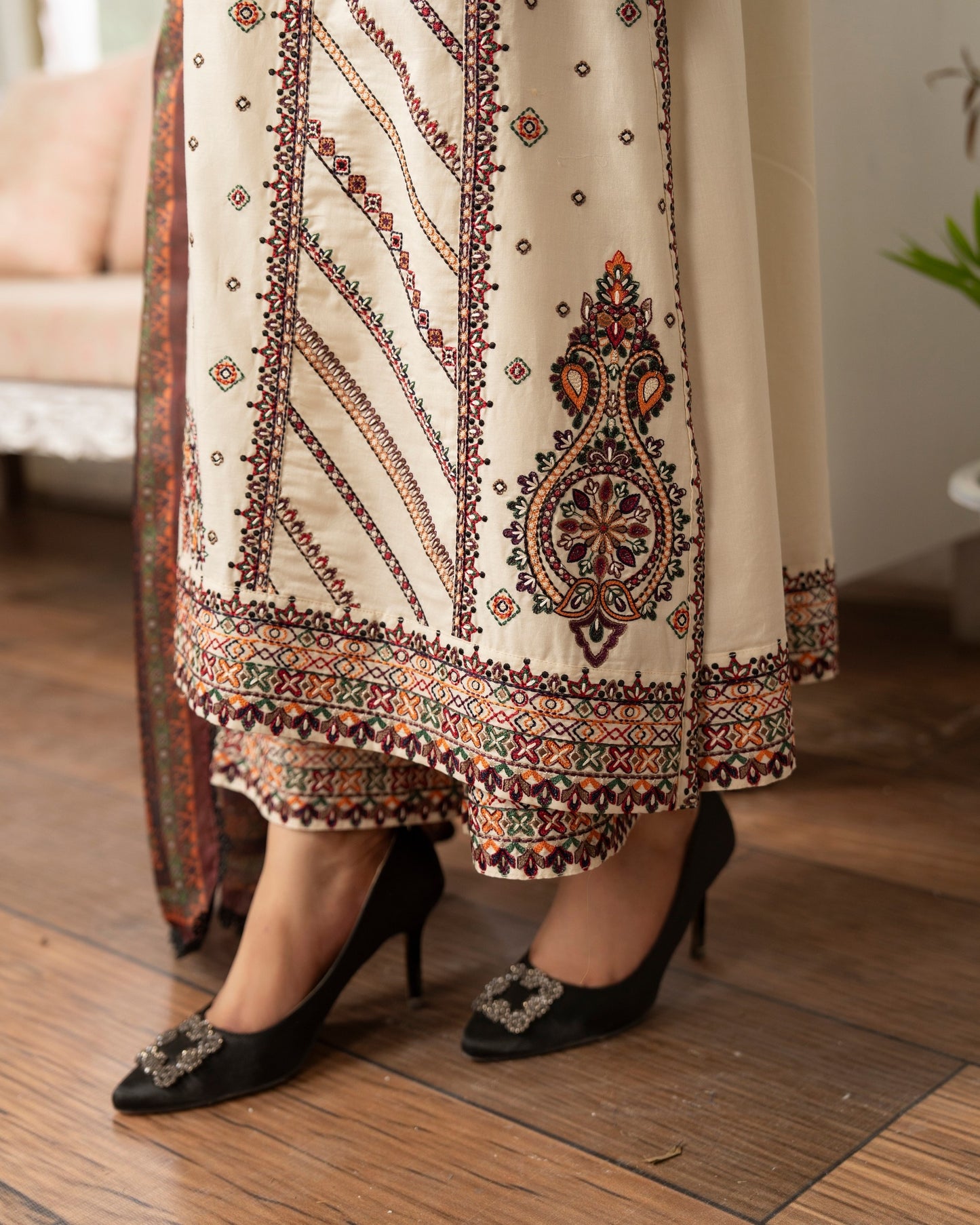 Karma Tabeer 1570 Pearl