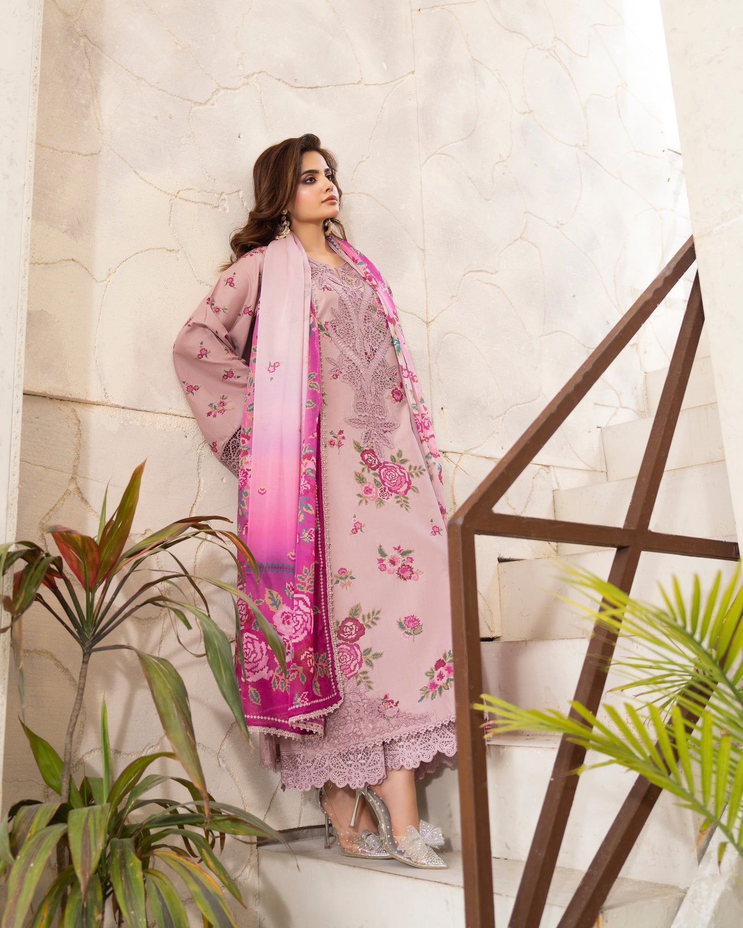 Karma Tabeer 1569 Rose Wood