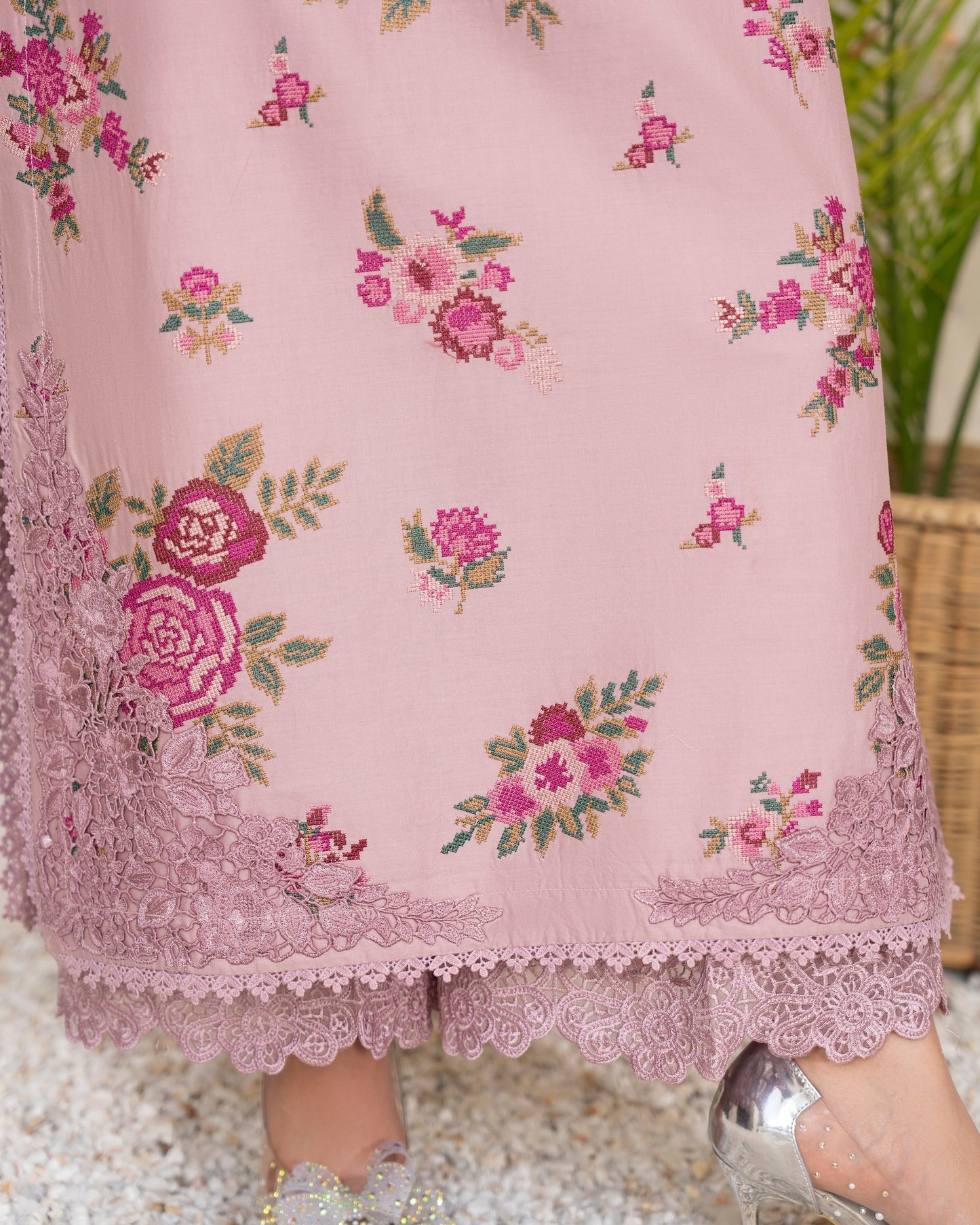 Karma Tabeer 1569 Rose Wood