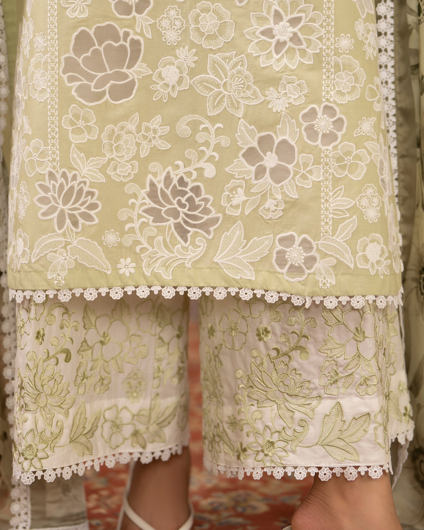 Karma Tabeer 1566 Olive Dew