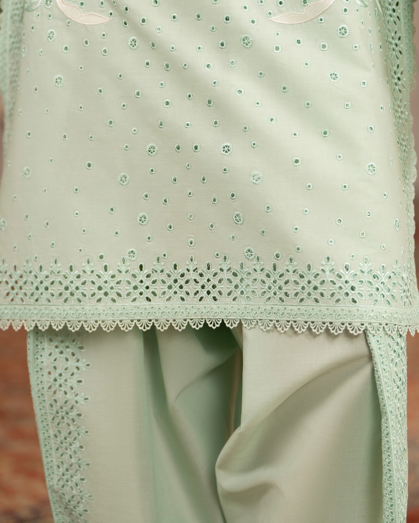 Karma Tabeer 1564 Aqua Flora