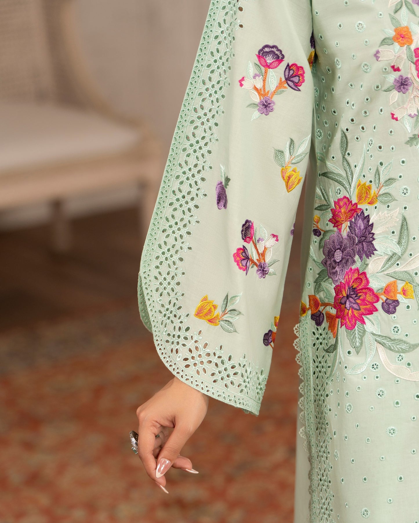 Karma Tabeer 1564 Aqua Flora