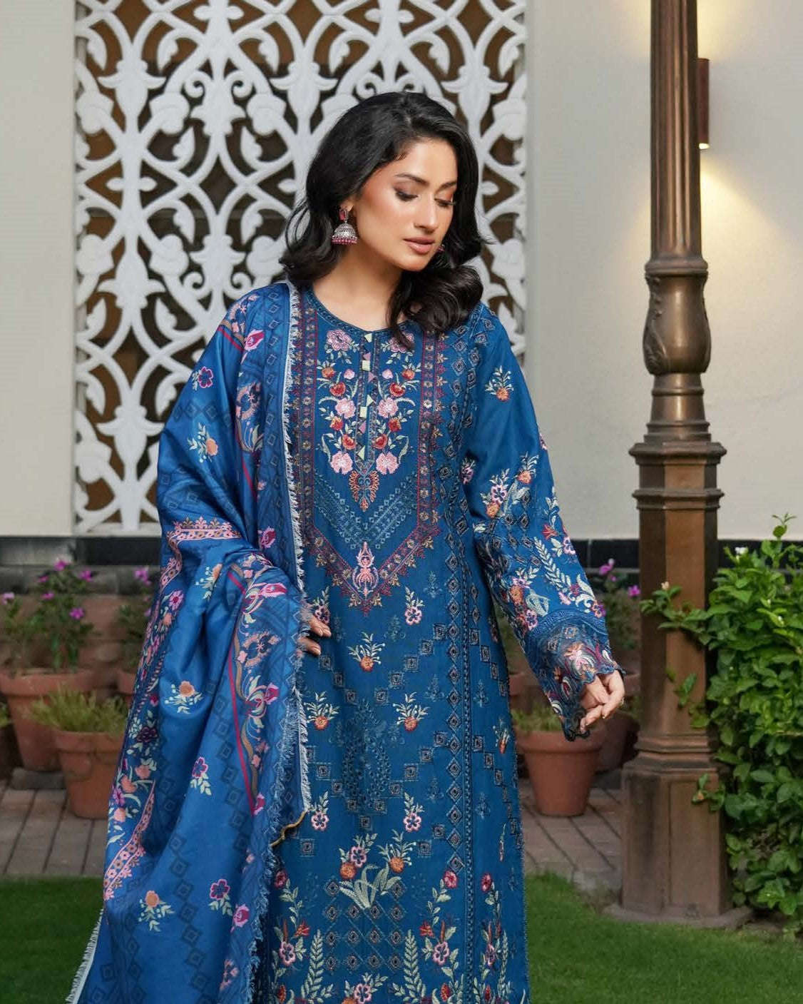 Munira Mashq Dhanak 06 Zinc