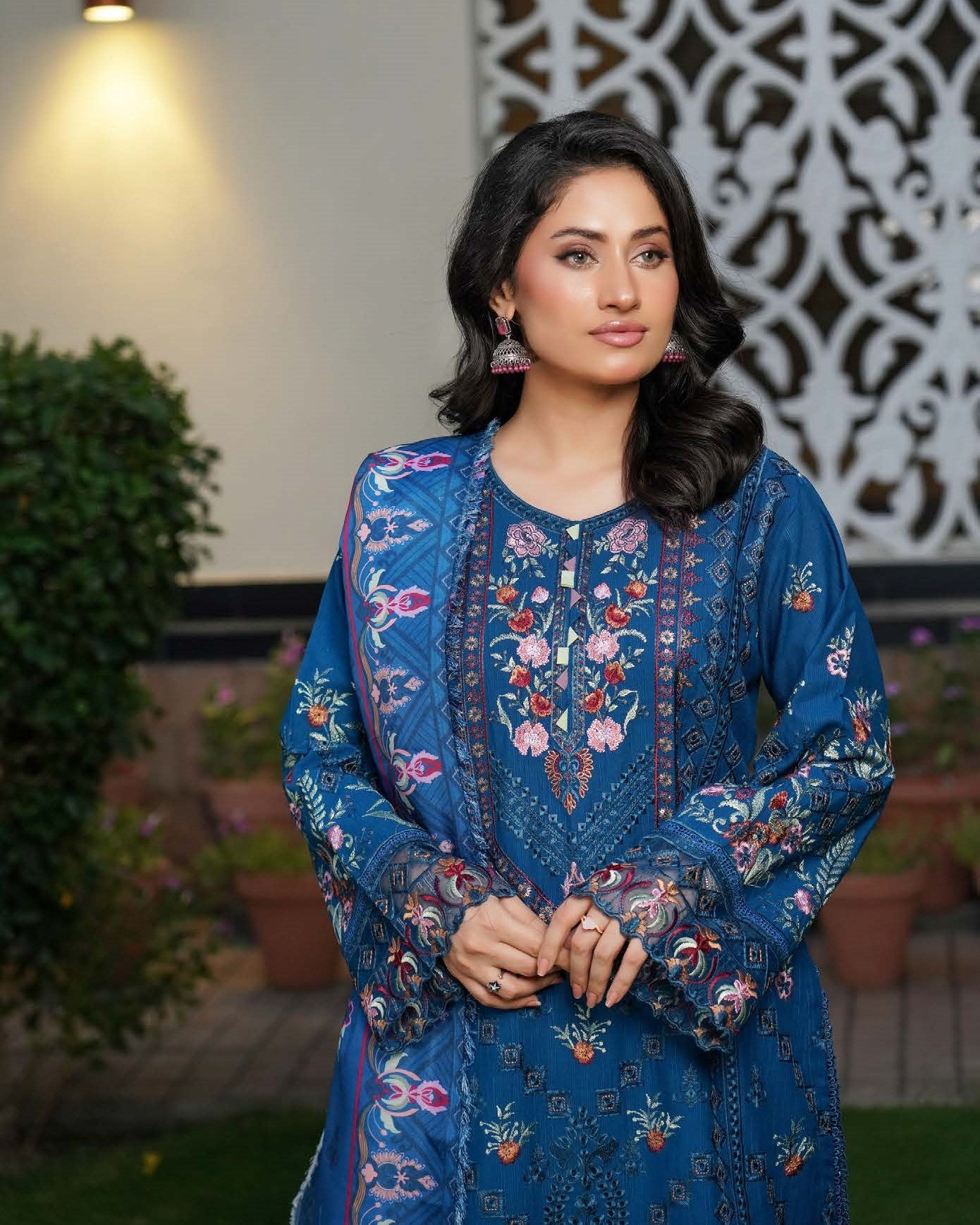 Munira Mashq Dhanak 06 Zinc