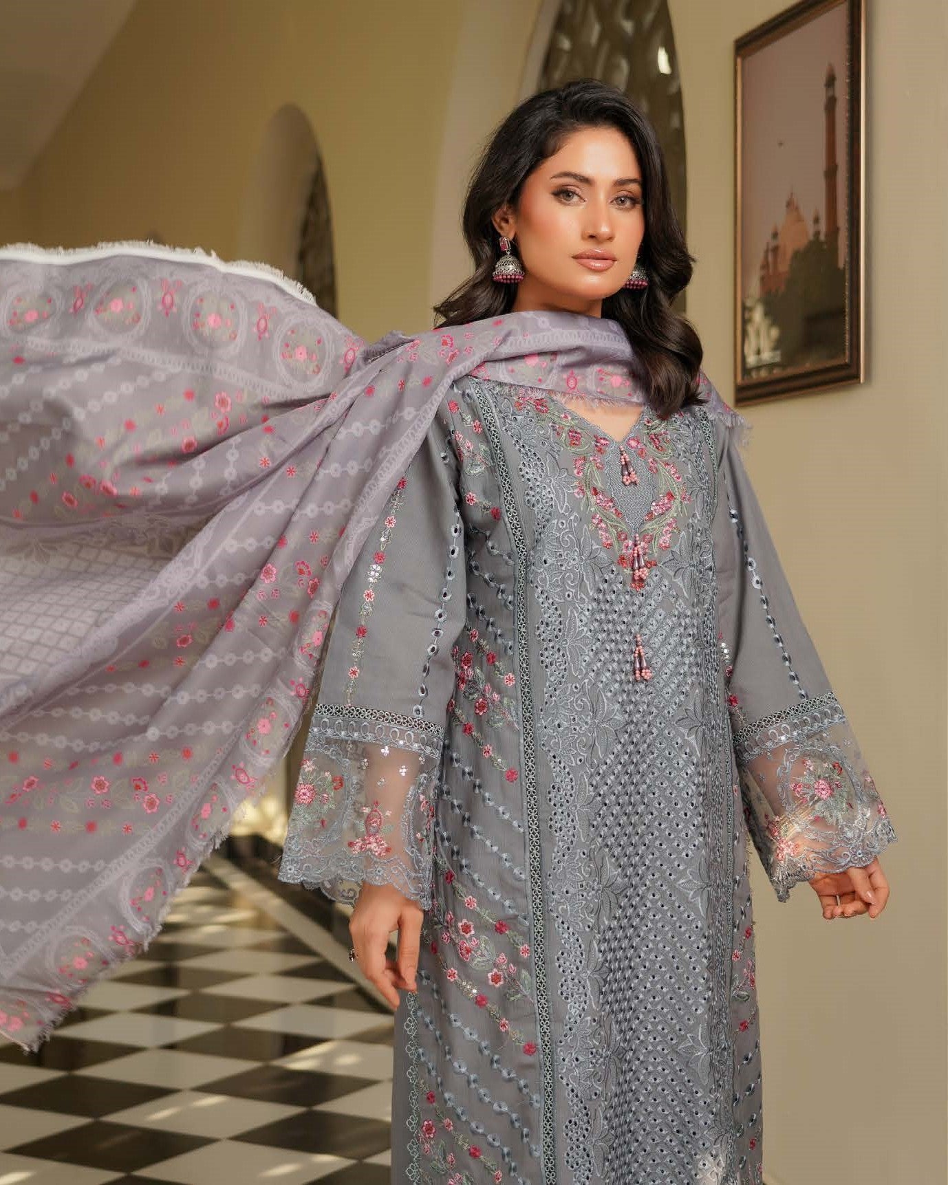 Munira Mashq Dhanak 01 Grey